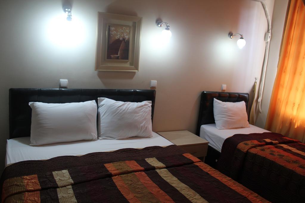 Sofia Corner Hotel Κωνσταντινούπολη Δωμάτιο φωτογραφία